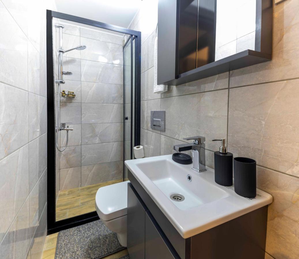 Apartments Bakrac 26 Istanbul Exterior photo